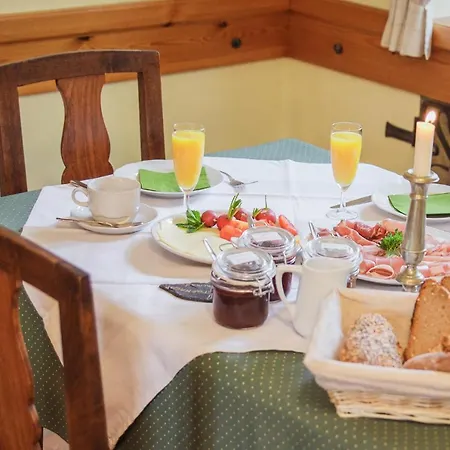 Schlossgut Gundersdorf Bauernhof Klagenfurt am Wörthersee