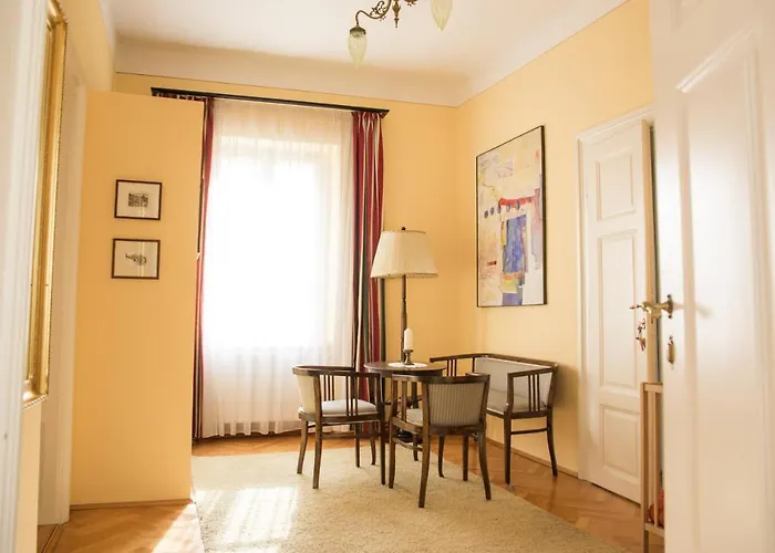 Schlossgut Gundersdorf Farm stay Klagenfurt am Woerthersee