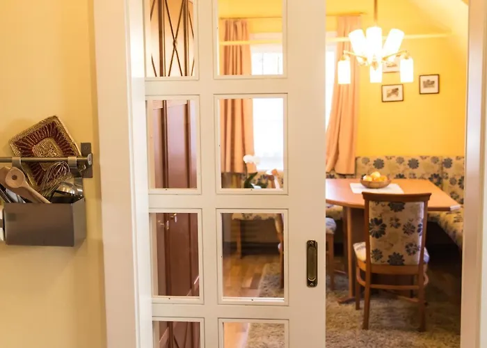 Schlossgut Gundersdorf Farm stay *